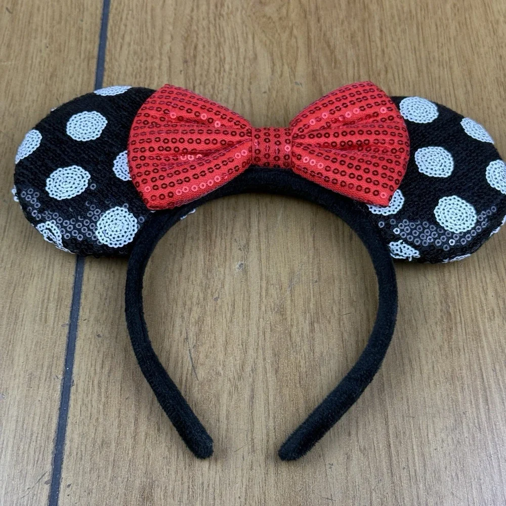Disney Parks‎ Minnie Mouse Classic Red Polka Dot Bow Black Ears Sequin Headband
